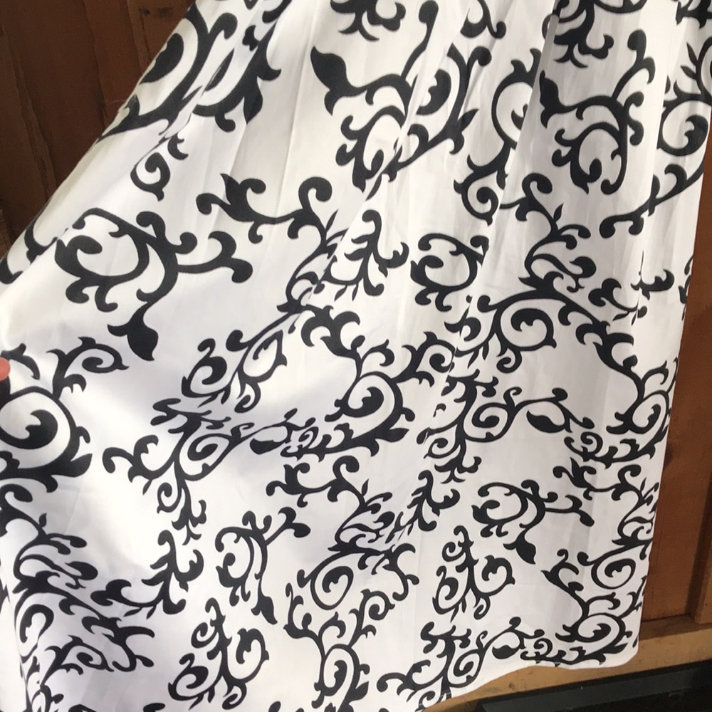 Summer dress - Picture 5 of 10